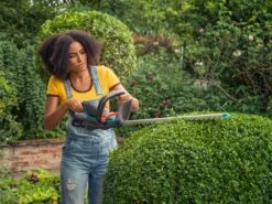 GARDENA Accu Heggenschaar ComfortCut 50/18V P4A Solo -Pokon Verkoop gardena accu heggenschaar comfortcut 50 18v p4a solo 1500x1124 640af317b0a1f l