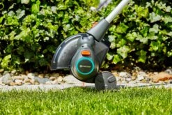 GARDENA Accu Trimmer ComfortCut 23/18V P4A Solo 7 GARDENA Accu Trimmer ComfortCut 23/18V P4A Solo -Pokon Verkoop gardena accu trimmer comfortcut 23 18v p4a solo 1500x1000 640af311bae6b l