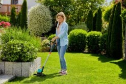 GARDENA Accutrimmer EasyCut 23/18V P4A Set 7 GARDENA Accutrimmer EasyCut 23/18V P4A Set -Pokon Verkoop gardena accutrimmer easycut 23 18v p4a set 1500x1000 640af308471b6 l