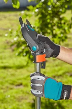 GARDENA StarCut Takkenschaar 160 Plus -Pokon Verkoop gardena takkenschaar starcut 160 plus 1000x1500 640af7f49be1a l