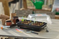 Nature Kweekkas Verwarmd 38x24cm -Pokon Verkoop nature kweekkas verwarmd 38x24cm 800x534 6214a0269747c l